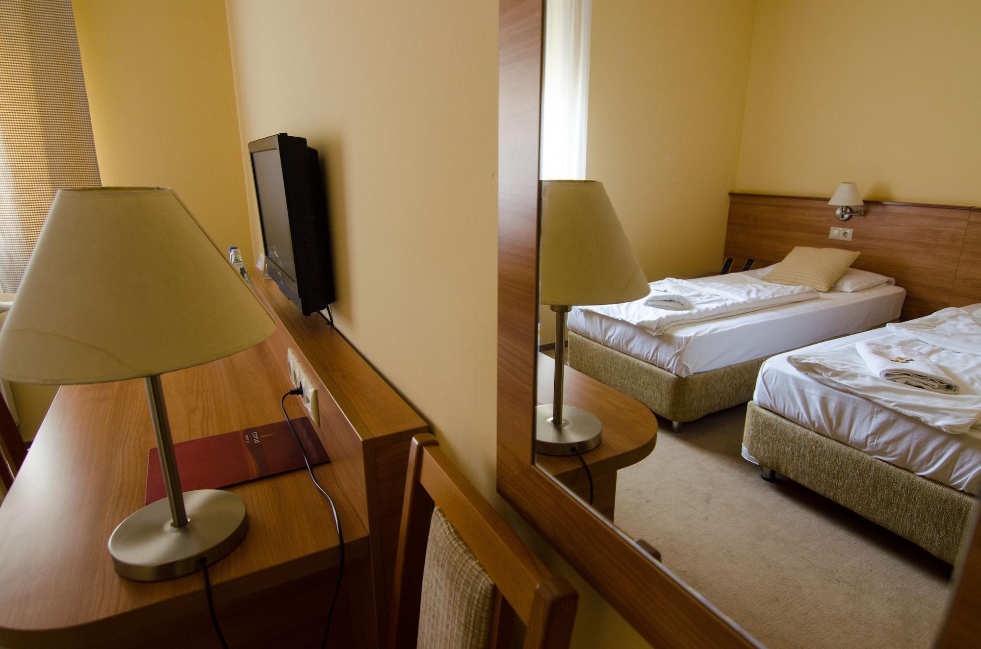 Hotel Civitas شوبرون المظهر الخارجي الصورة